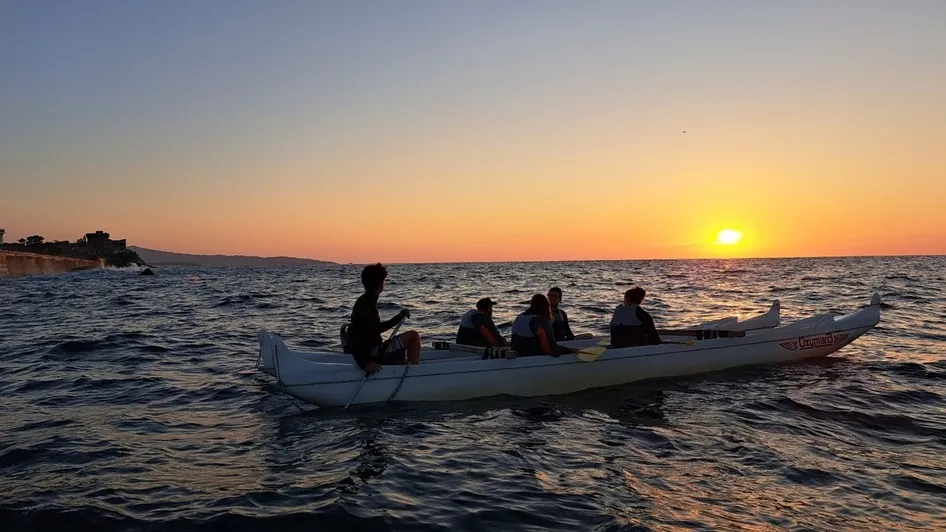 Sortie en pirogue au coucher du soleil